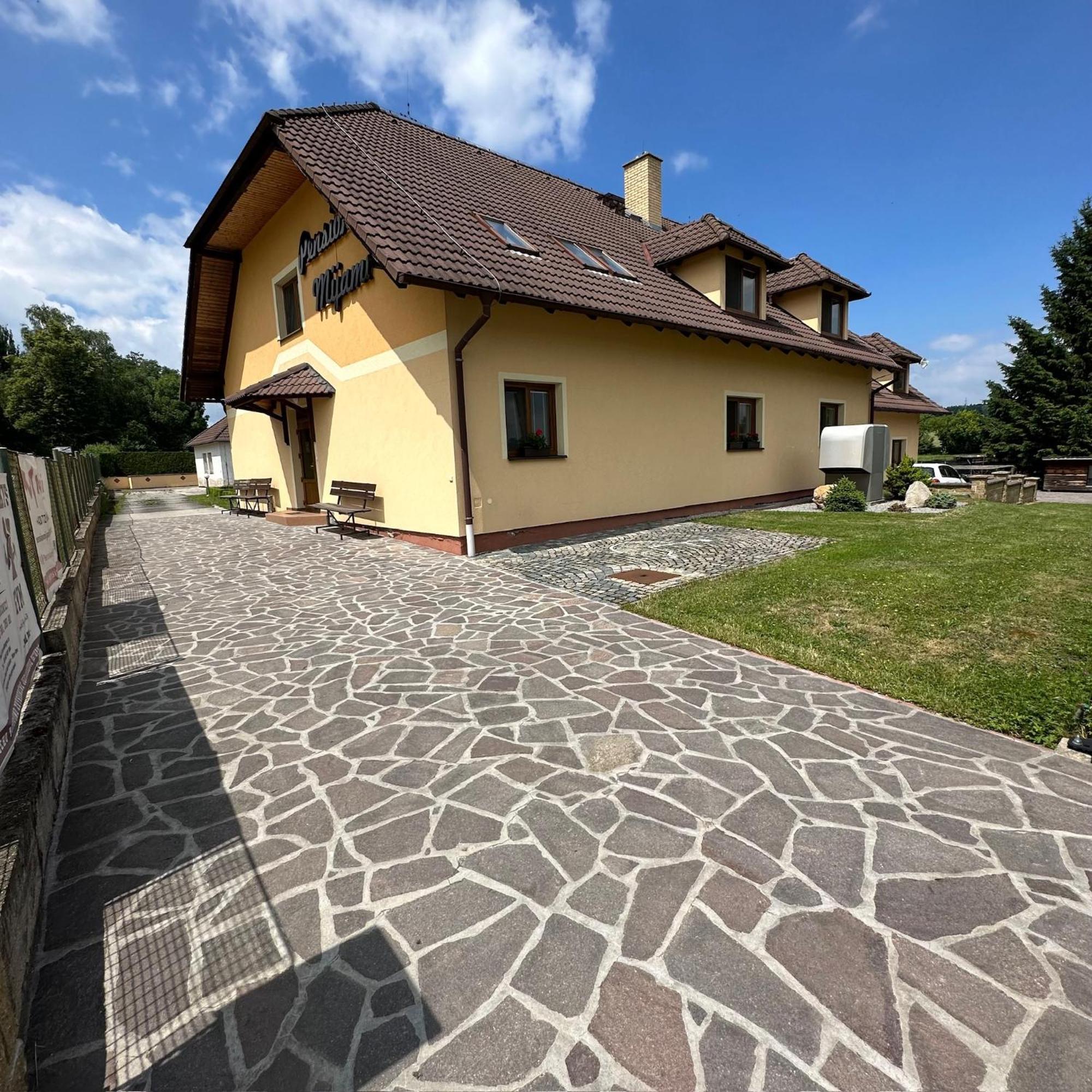 Pension Mijami Dolni Bukovsko Экстерьер фото